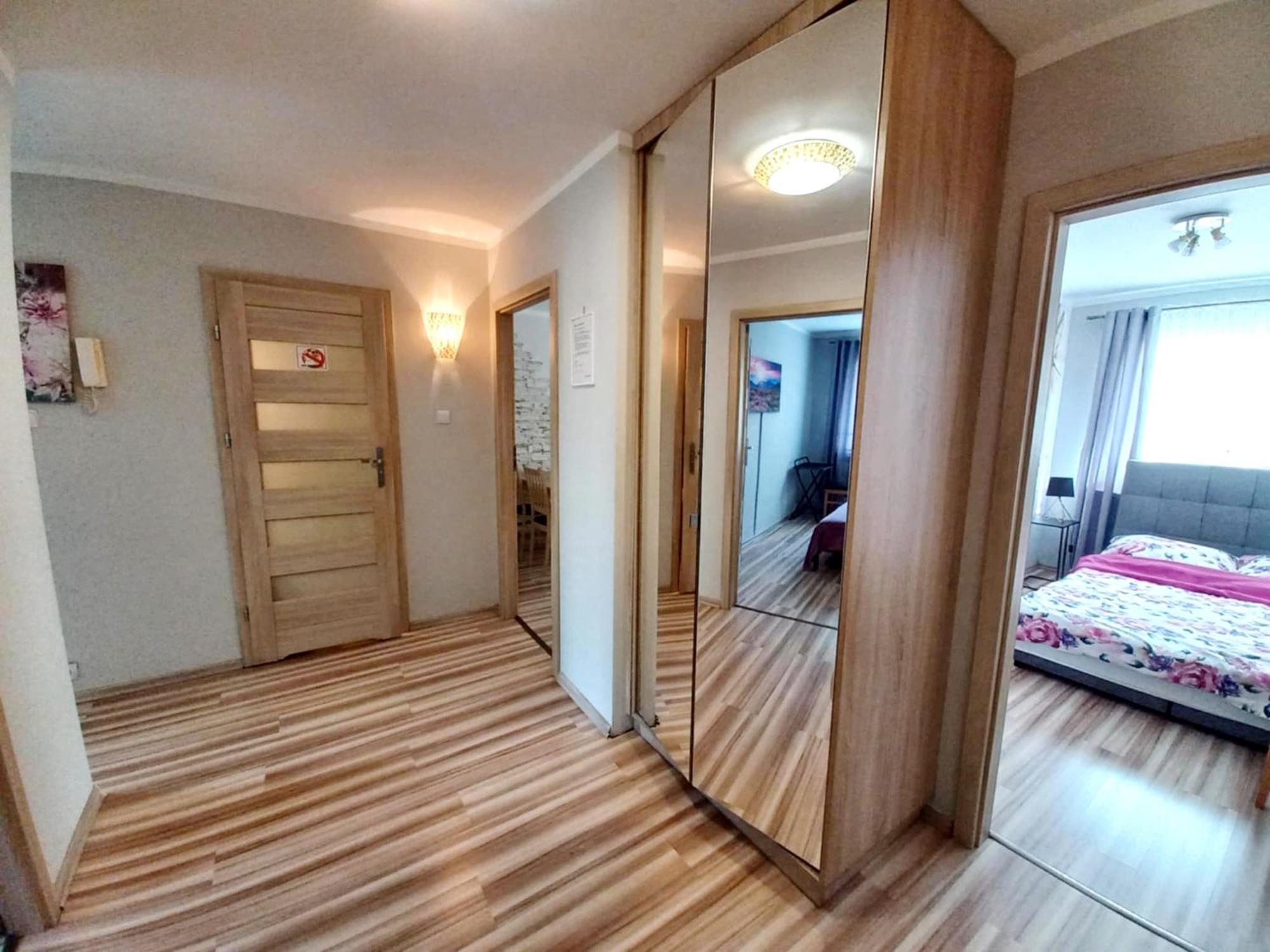 Apartament M-5 - 74M2 Çestohova Dış mekan fotoğraf